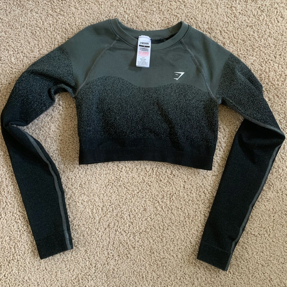 NWOT Gymshark Top